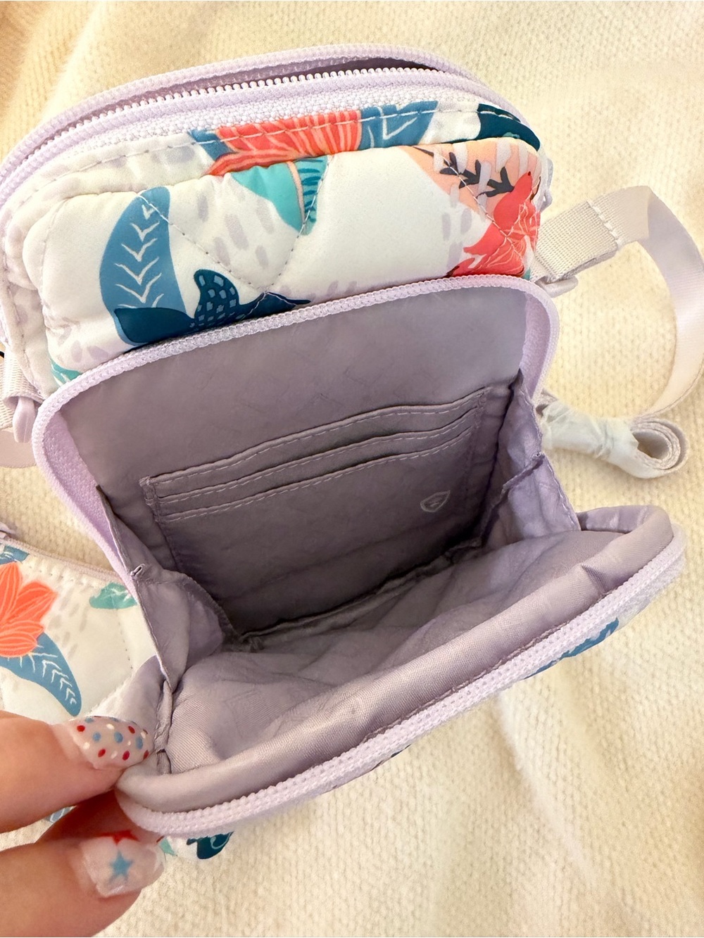 Vera Bradley Floral Quilted Crossbody/Matching Mini Wallet- Tropical Floral - Picture 7 of 8